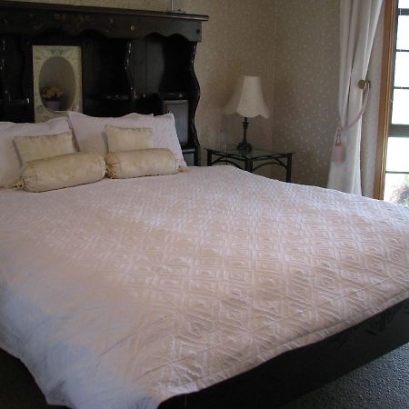 Hill Top Country Guest House Lovedale Extérieur photo