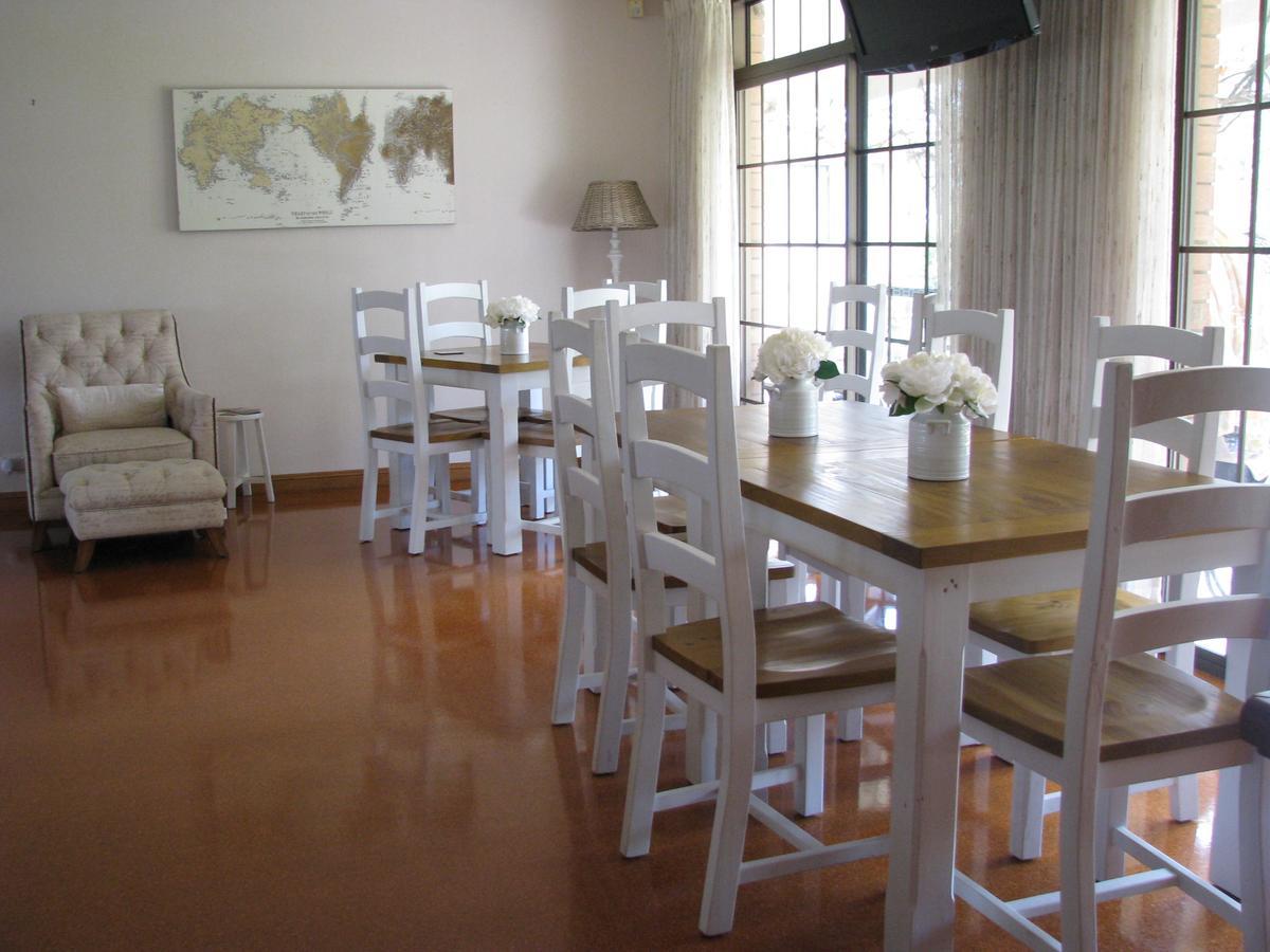 Hill Top Country Guest House Lovedale Extérieur photo