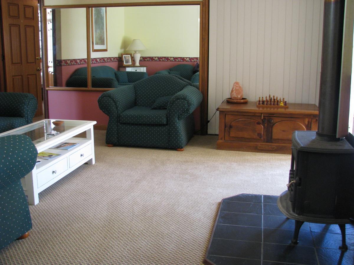 Hill Top Country Guest House Lovedale Extérieur photo