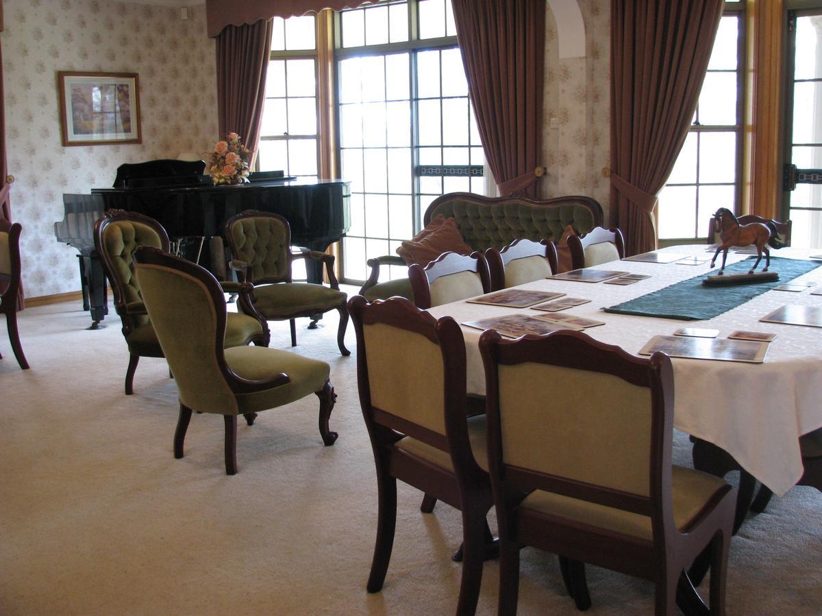 Hill Top Country Guest House Lovedale Extérieur photo